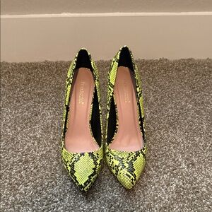 Shoe Dazzle Neon Snake Print Heels